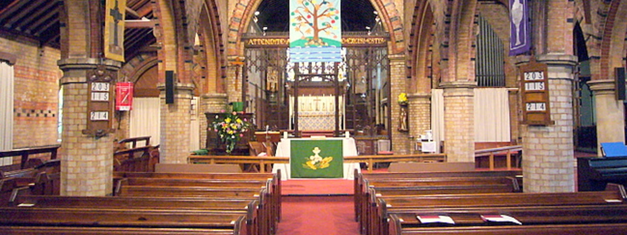 Join us this Sunday, 12 April at 6.00pm 
for an Evening service of Reflection in
Word and Song